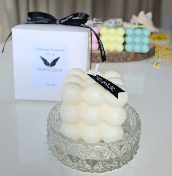 Luscious Vanilla Bubble candle